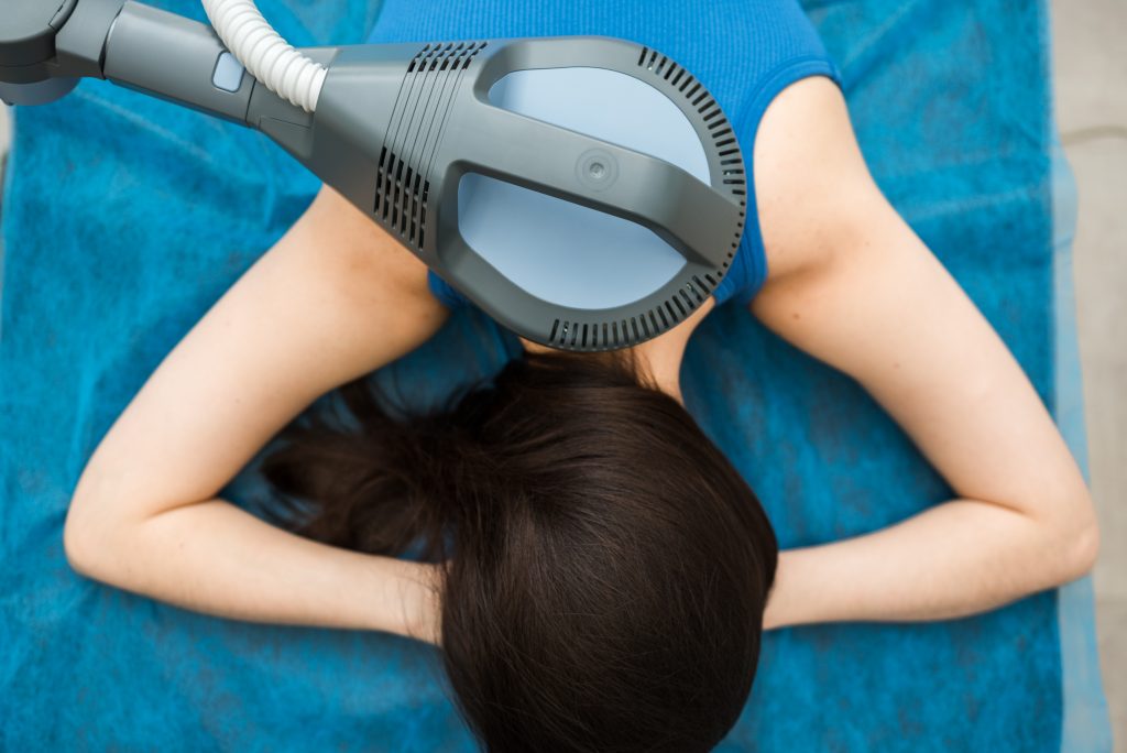 Запаморочення через проблеми з шиєю: коли потрібна реабілітація?